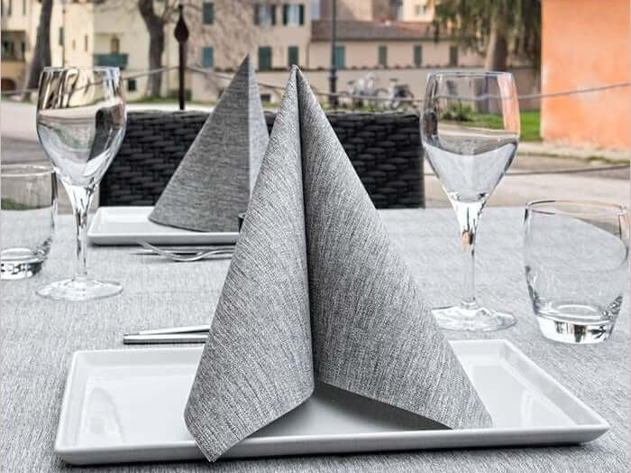 Che cos'è il tessuto non tessuto e perché sceglierlo nel tuo ristorante