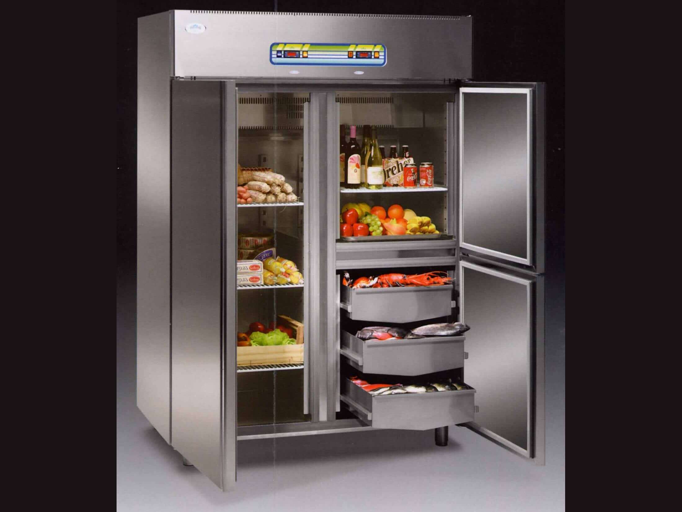 Come pulire e organizzare un frigorifero professionale