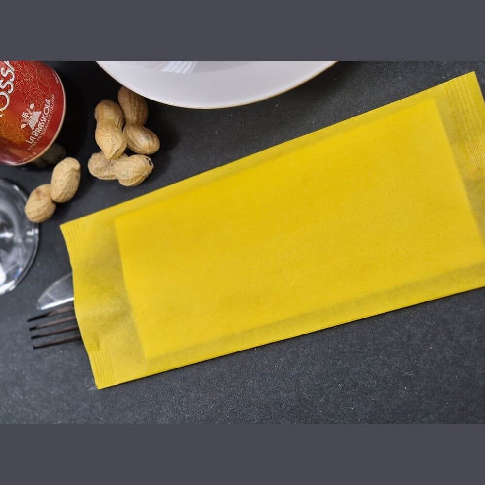 Busta portaposate Fondo Pieno Giallo con tovagliolo Airwave – 1000 pz.