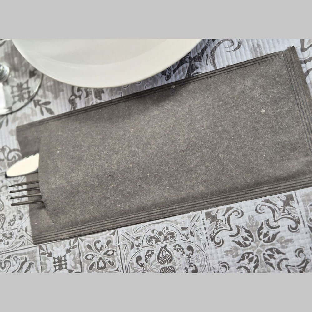 Busta portaposate Airwave in carta paglia grigia con tovagliolo – 1000 pz.