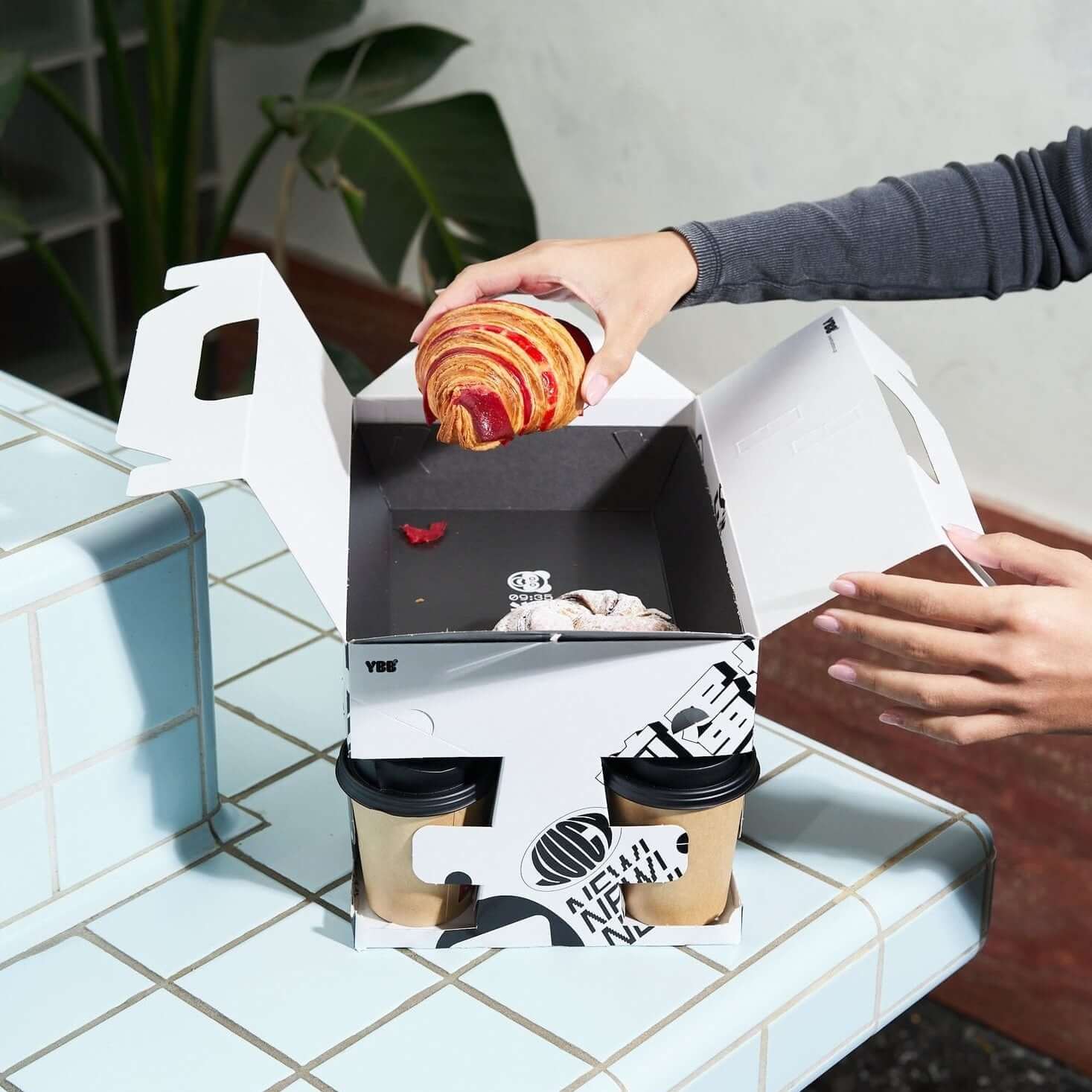 Scatola Premium per colazione\pranzo da Asporto - cm. 29x20x18 - Confezione da 50 pz.