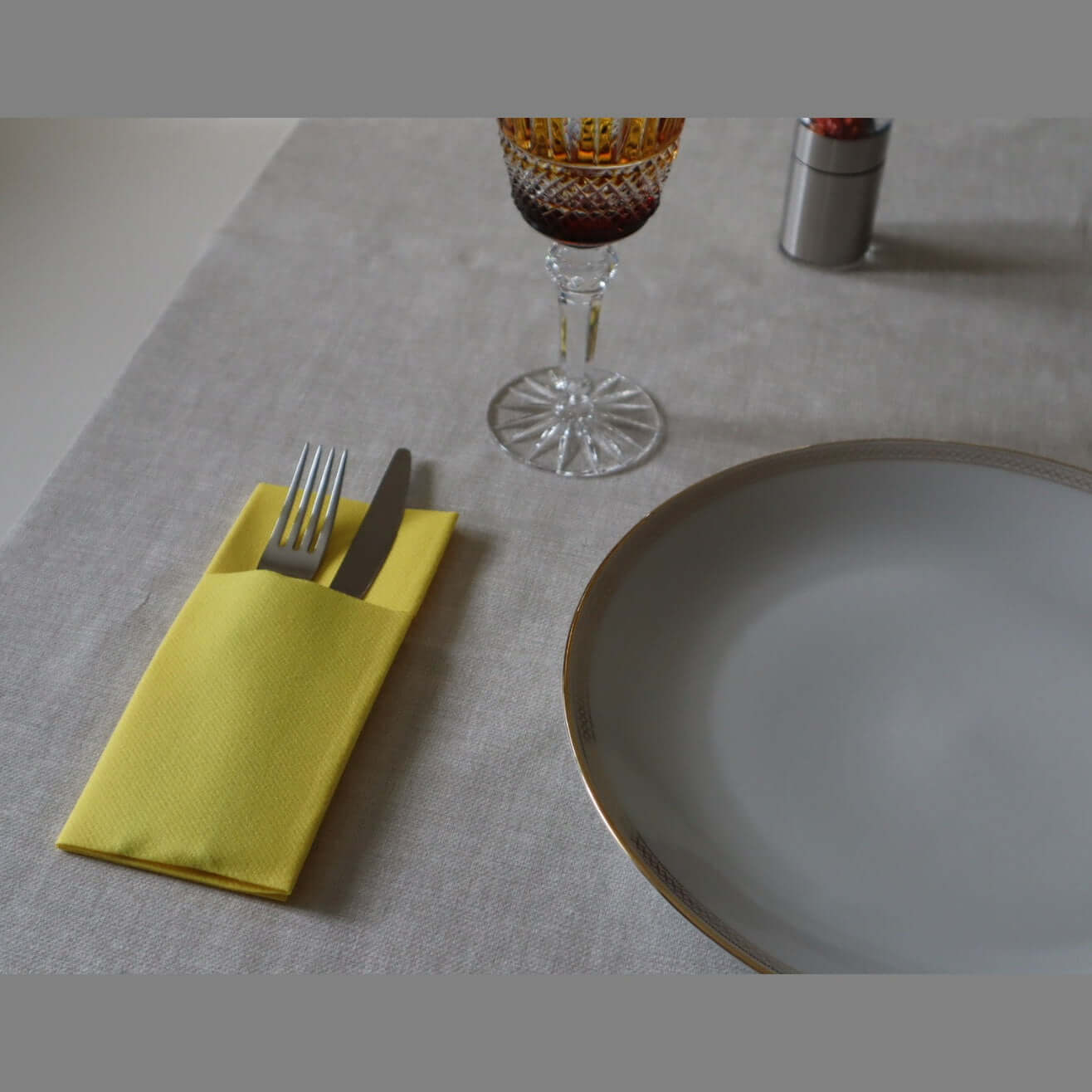 Tasca Portaposate Tnt Giallo Superior cm. 40x35 - 1200 pz.