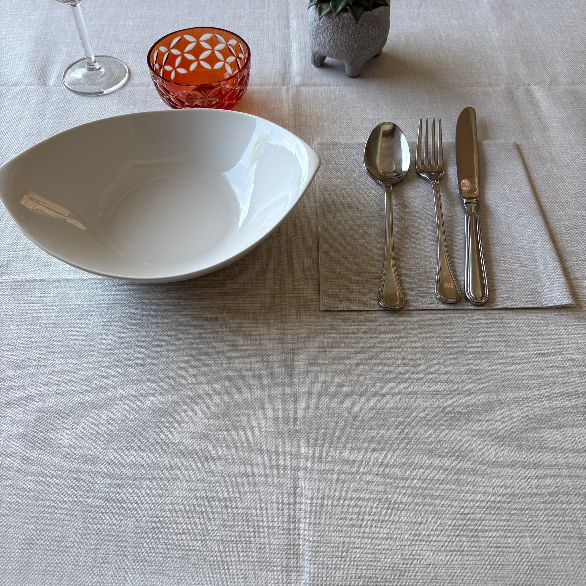 Tovaglia Tnt Grafite Grigio Perla Ecosuperior cm. 100x100 – 100 pz.