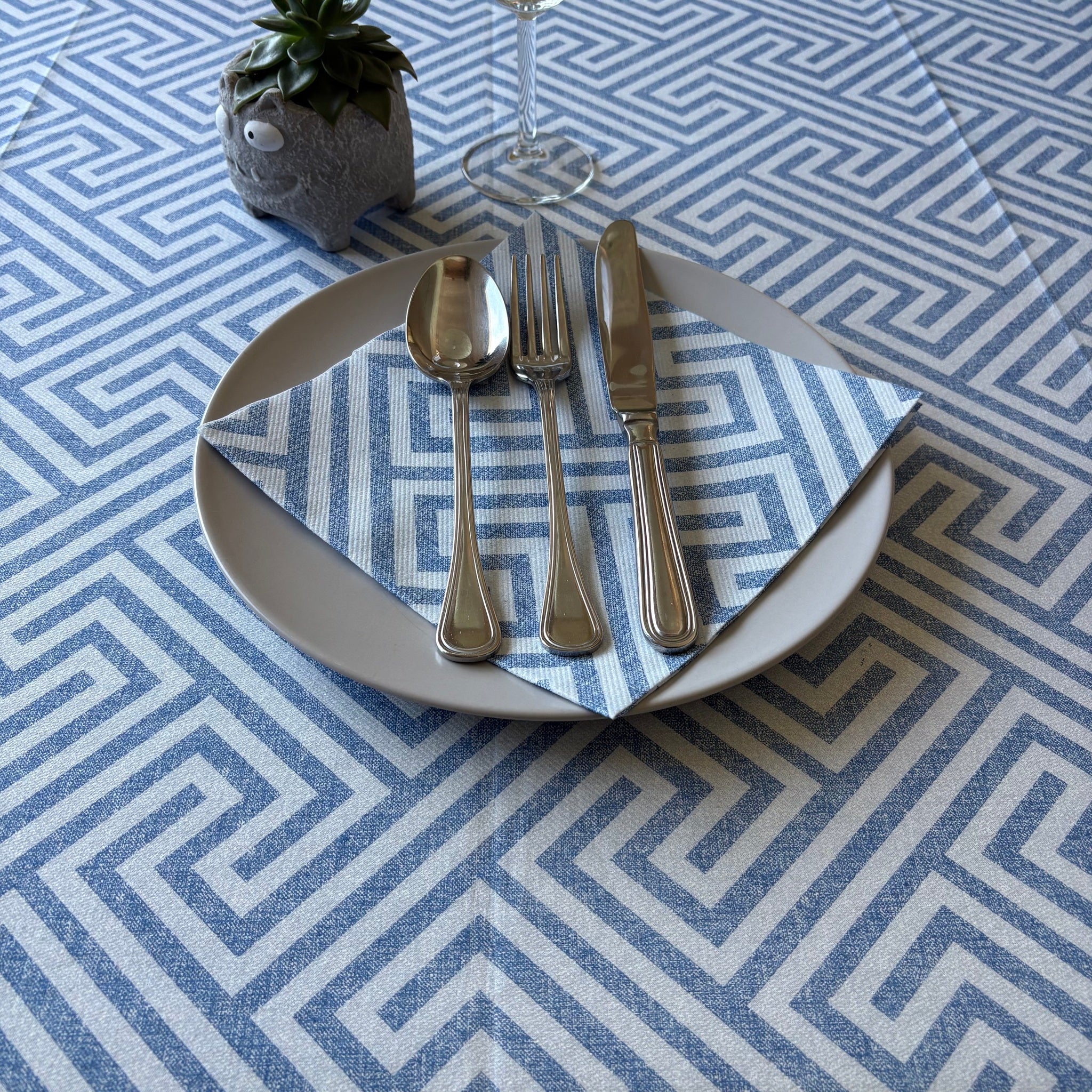Tovagliolo Tnt Dedalo Blu Ecosuperior cm. 40x40 – 800 pz.