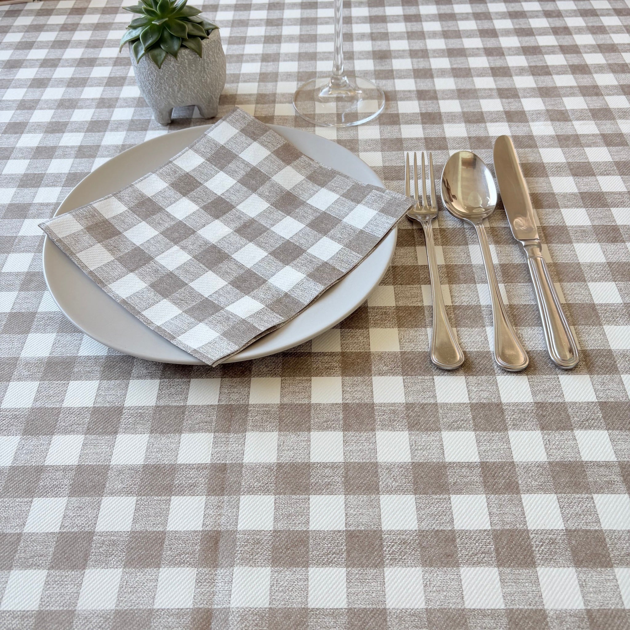 Tovaglia Tnt Quadro Marrone Ecosuperior cm. 100x100 – 100 pz.