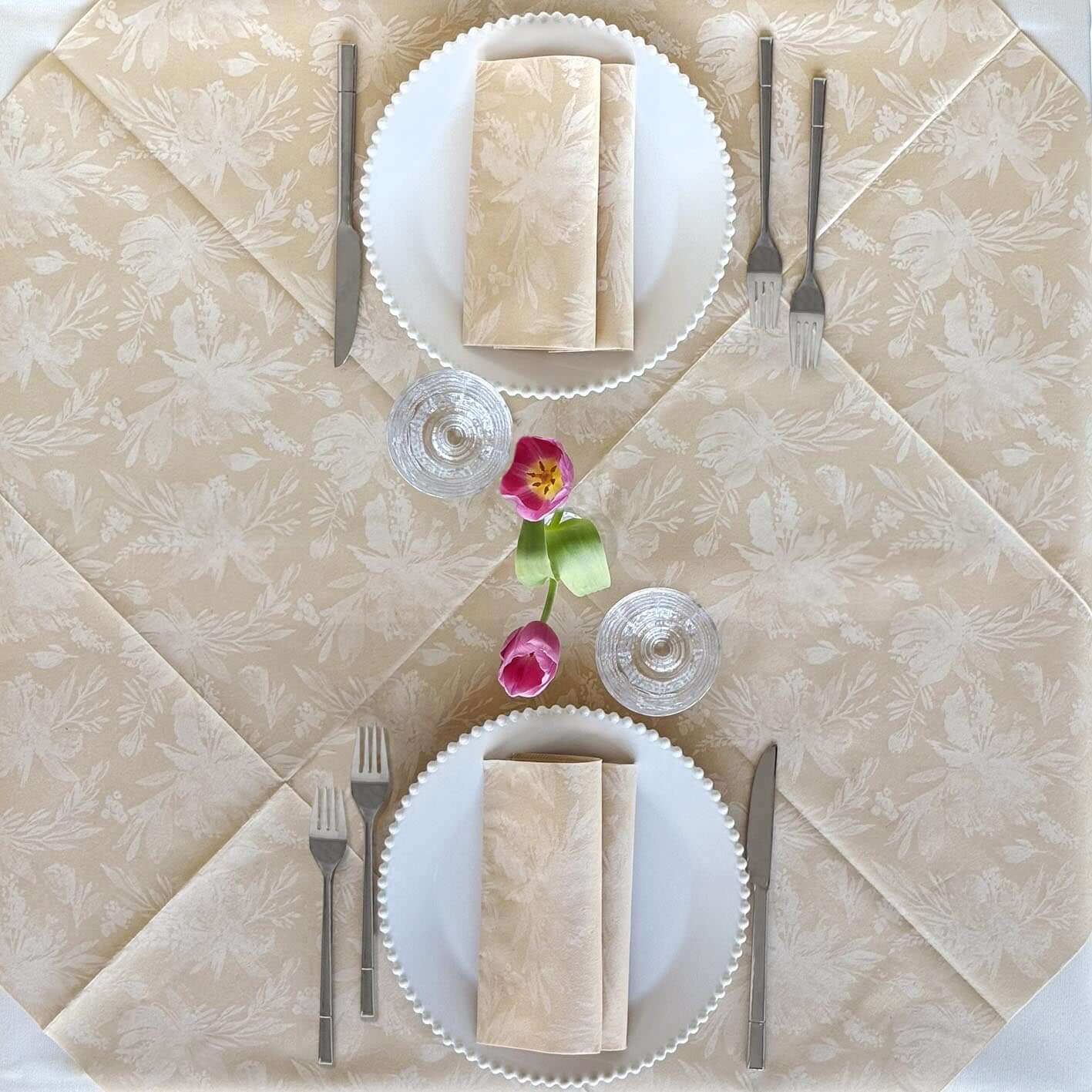 Tovaglia Tnt Celine Natural Plus cm. 100X100 - 100 pz.