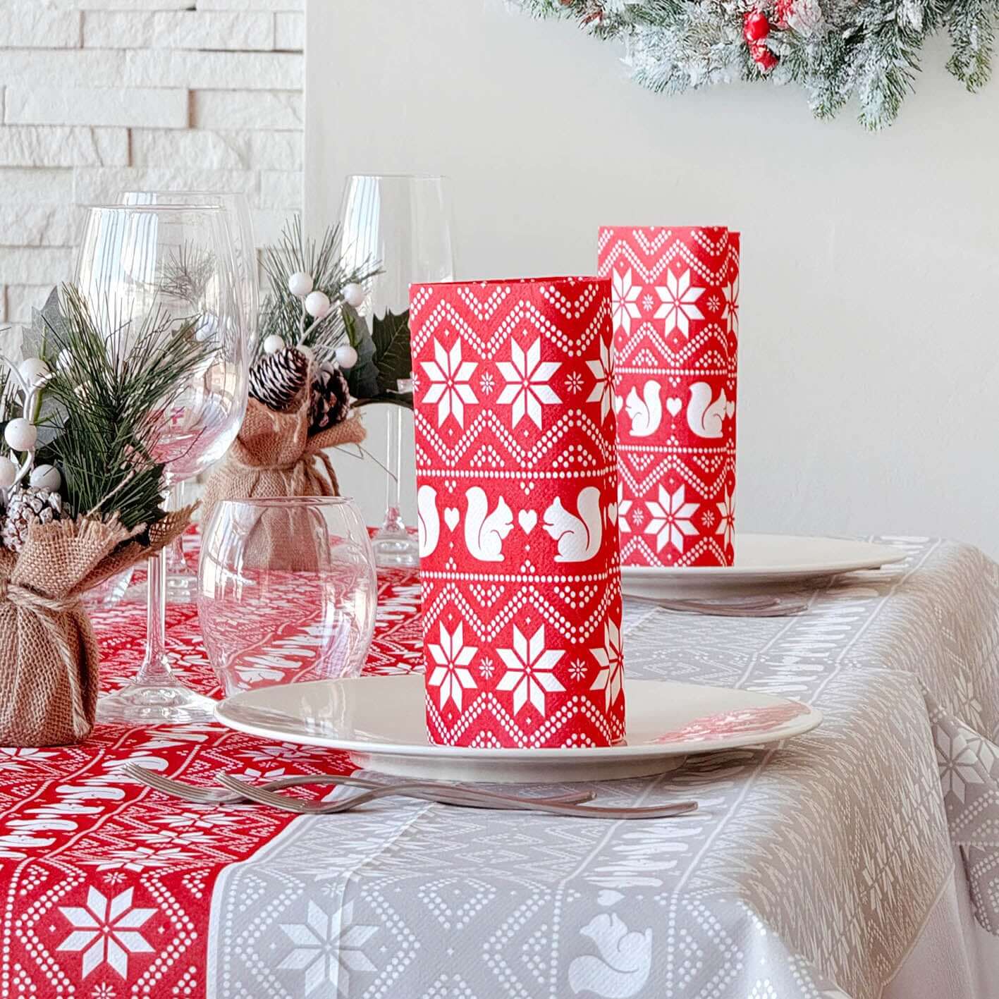 Tovagliolo Tnt Elsa Plus cm. 40x40 - 800 pz.