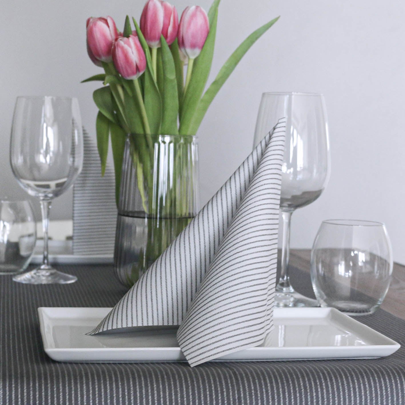 Tovagliolo Tnt Gess Grigio Perla Plus cm. 40X40 - 800 pz.