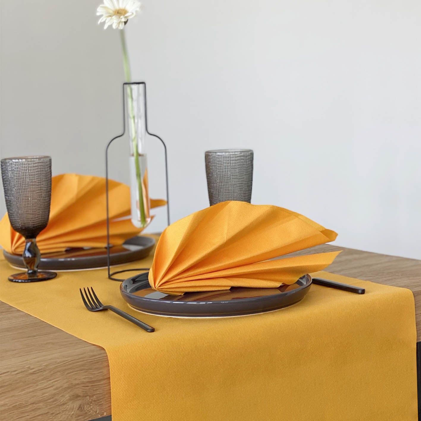 Runner Tnt Arancio Plus cm. 120X48 - 200 pz.