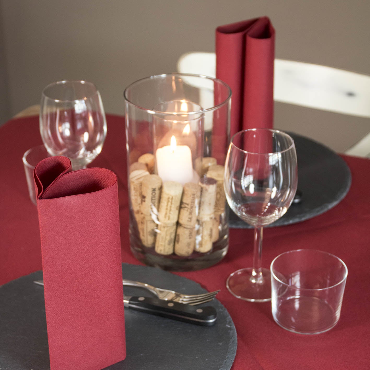 Tovagliolo Tnt Bordeaux Plus cm. 40X40 - 800 pz.