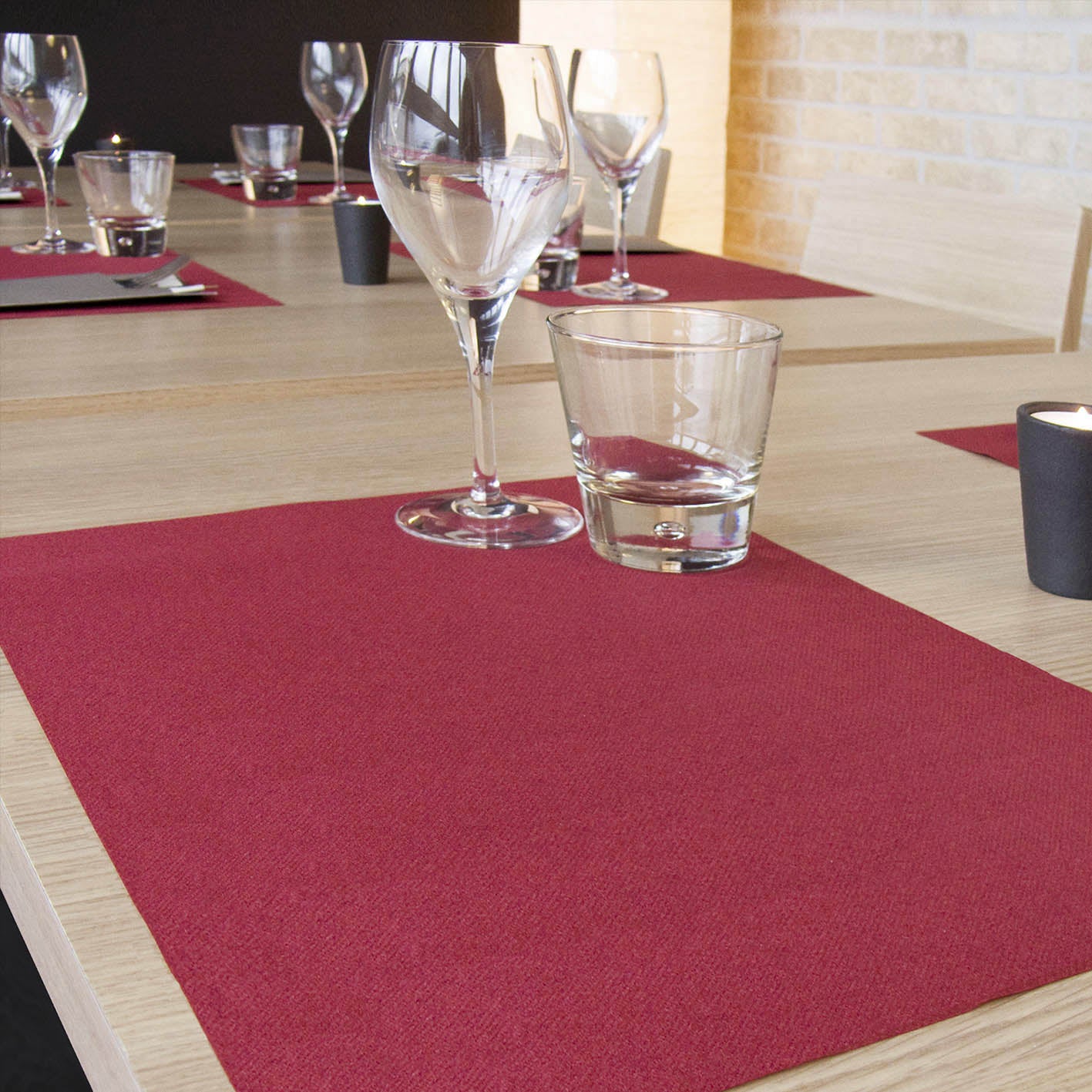 Tovaglietta Tnt Bordeaux Superior cm. 30X40 - 1000 pz.