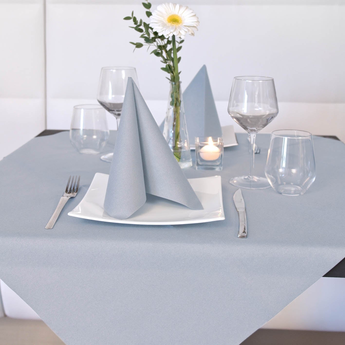 Tovaglia Tnt Perla Plus cm. 100X100 - 100 pz.