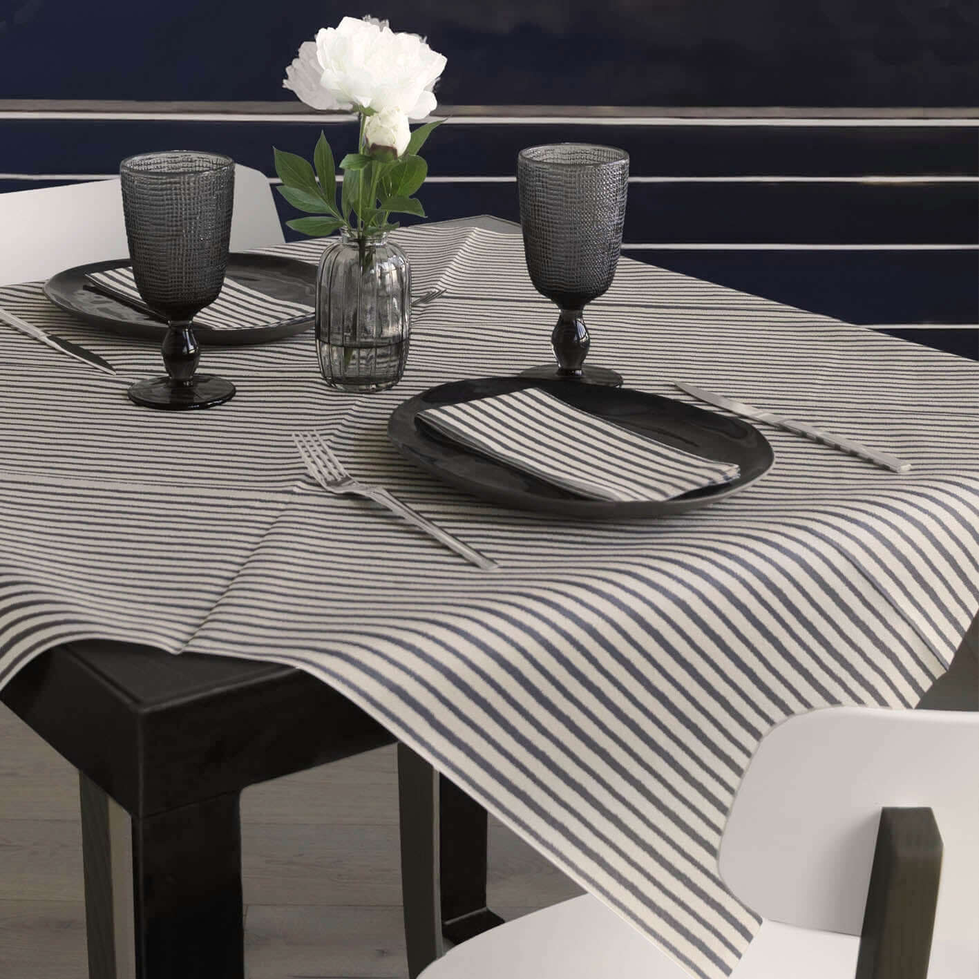 Tovaglia Tnt Riva Ardesia Mono cm. 100x100 - 100 pz.