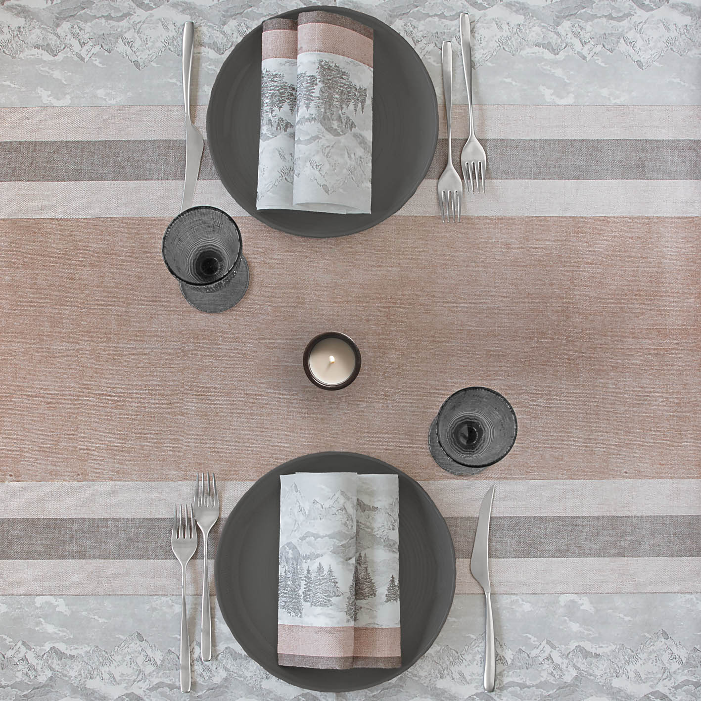 Tovaglia Tnt Valle Micro cm. 120x120 - 96 pz.