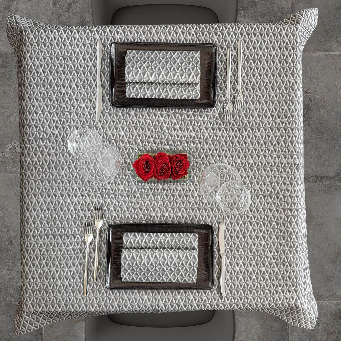 Tovaglia Tnt Vivy Moka Plus cm. 100x100 - 100 pz.