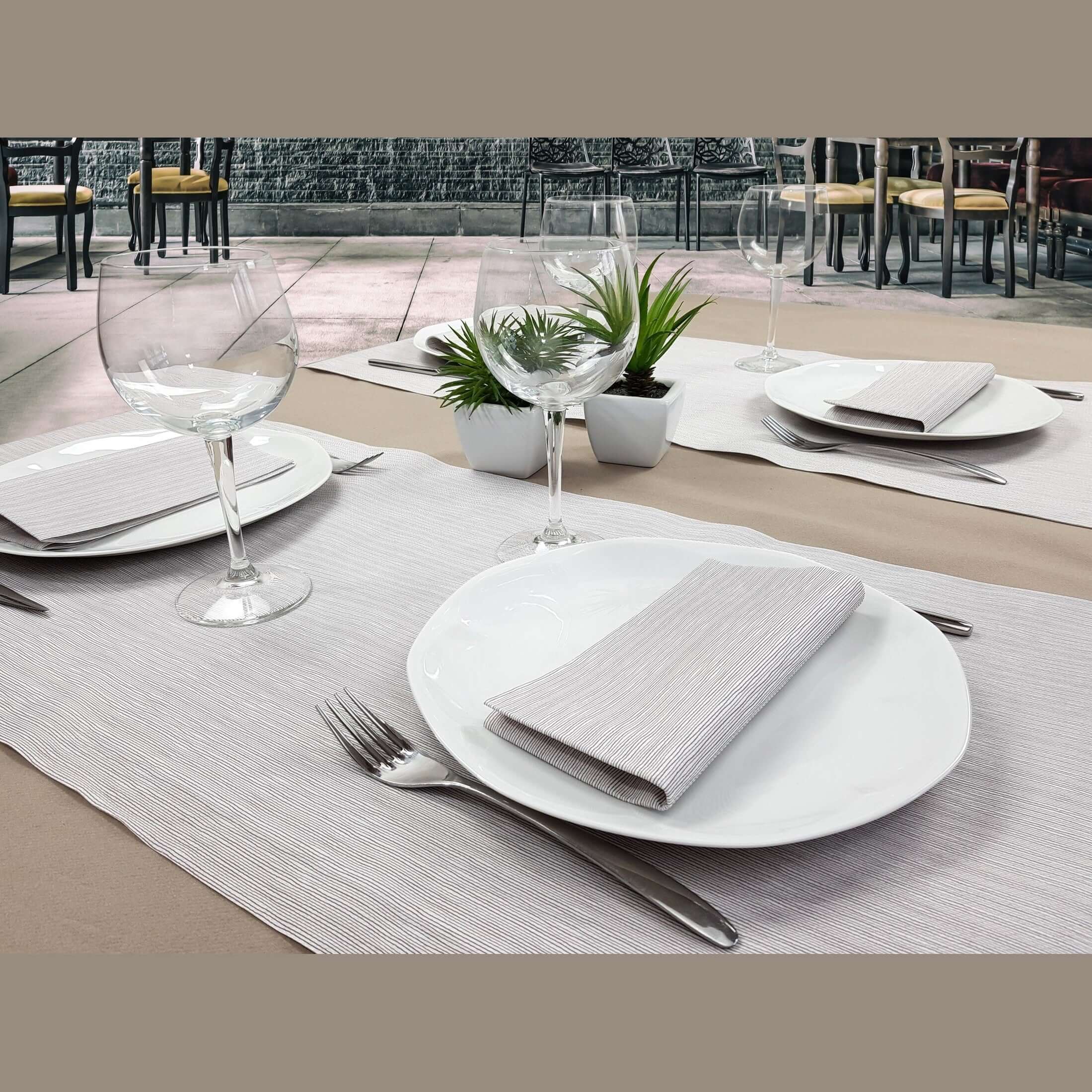 Runner Tnt Tela Tortora Superior cm. 120x48 - 200 pz.