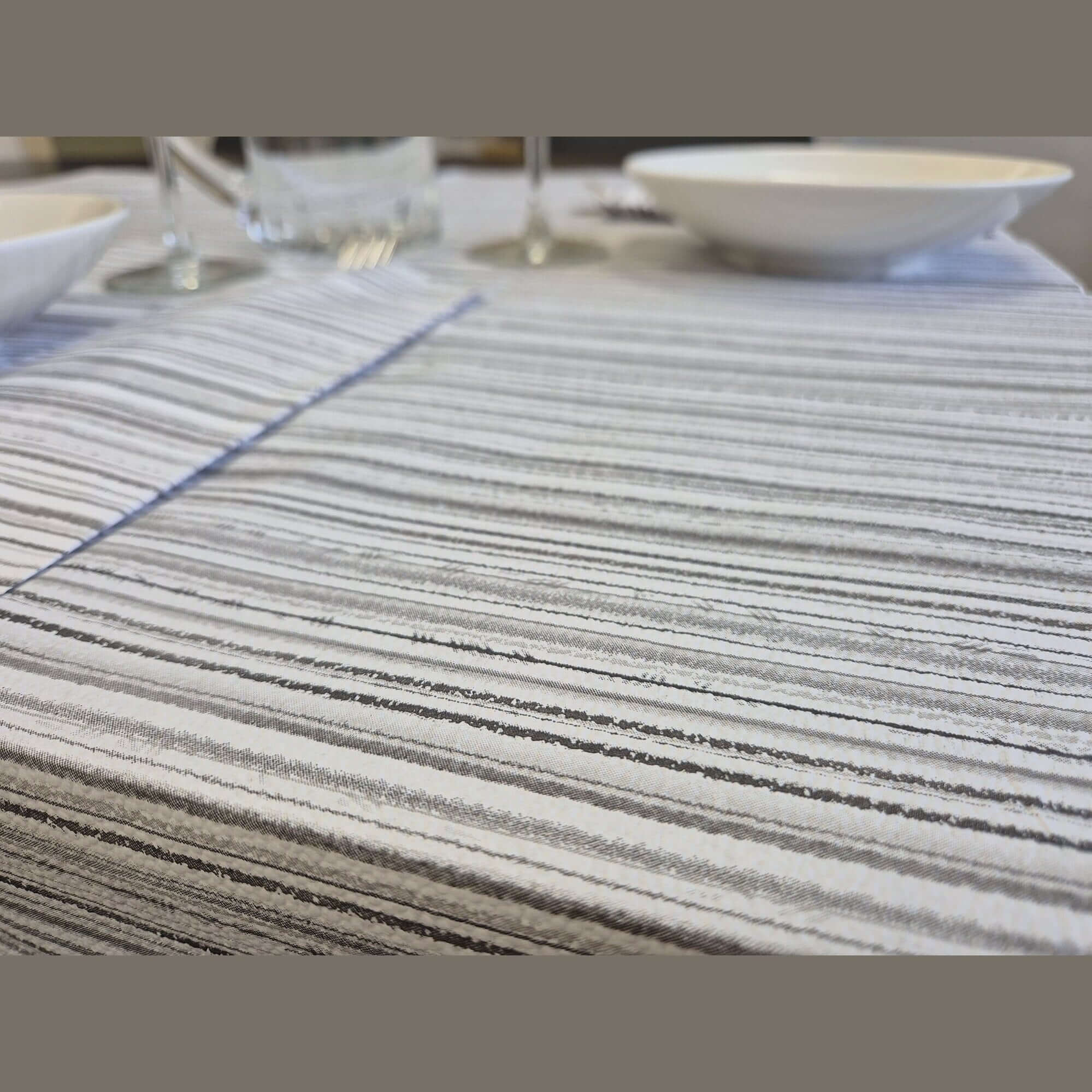 Tovaglia in Carta Righe Grigio Goffrata Airwave da mt. 1 x 1 - 200 pz.