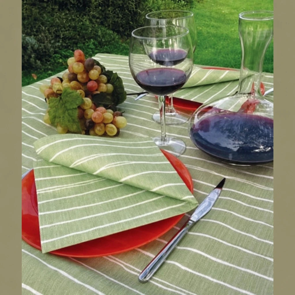 Tovaglia Tnt Easy Verde Oliva Superior cm. 100x100 – 100 pz. | Recreate the image exactly as it is. Don’t change, remove, combine, or add anything.