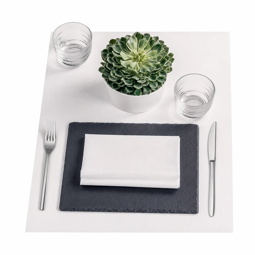 Tovagliolo Tnt Bianco Ecosuperior cm. 40X40 - 800 pz. | Vorrei una foto dove rimane tutto assolutamente e totalmente uguale, devi cambiare solamente l'angolazione della foto.