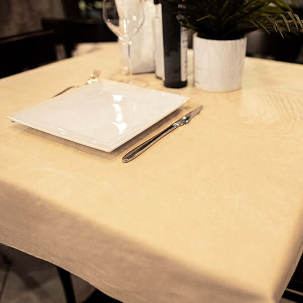 Tovaglia TNT 100x100 Easy Champagne Soft - 100 pz.