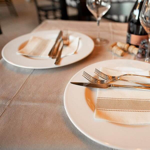 Tovaglia Kitchen Marrone Soft cm. 100x100 - 100 pz.