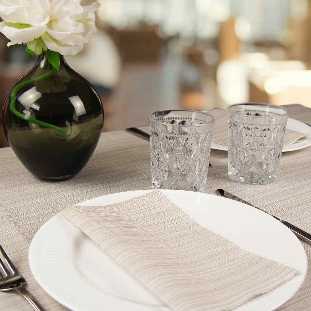 Tovagliolo tnt Tela Beige Superior cm. 40x40 – 800 pz.